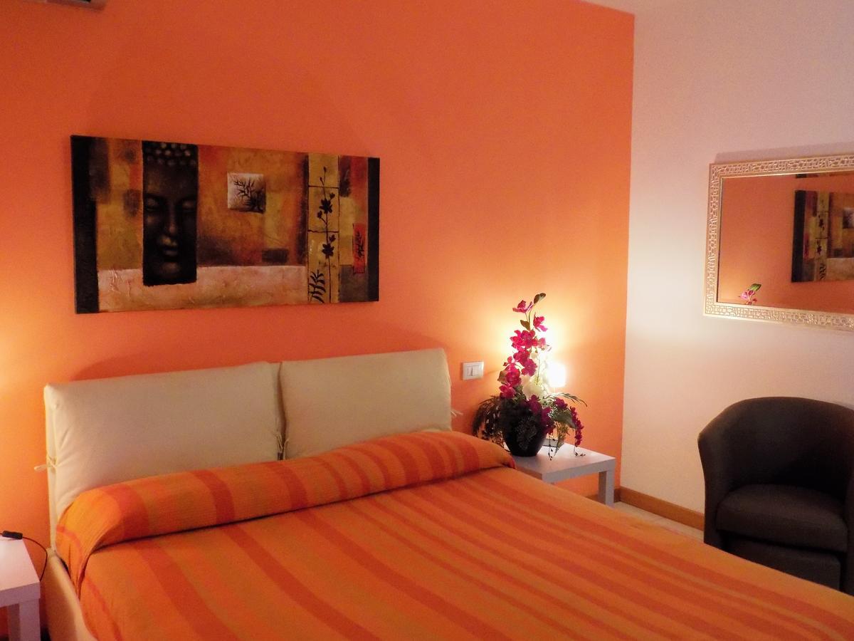 Hotel Residence Sole Fontanafredda Екстер'єр фото