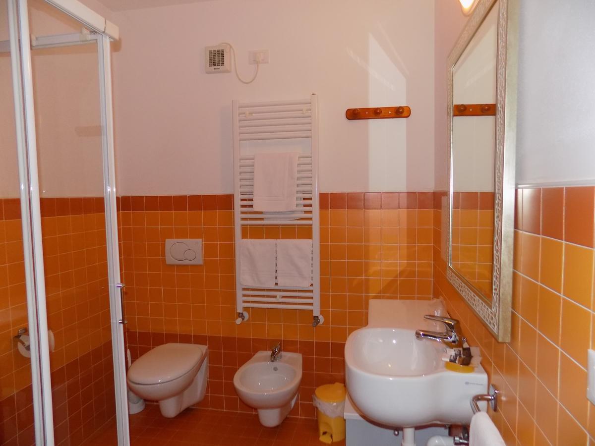 Hotel Residence Sole Fontanafredda Екстер'єр фото