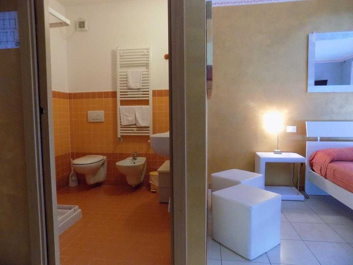 Hotel Residence Sole Fontanafredda Екстер'єр фото