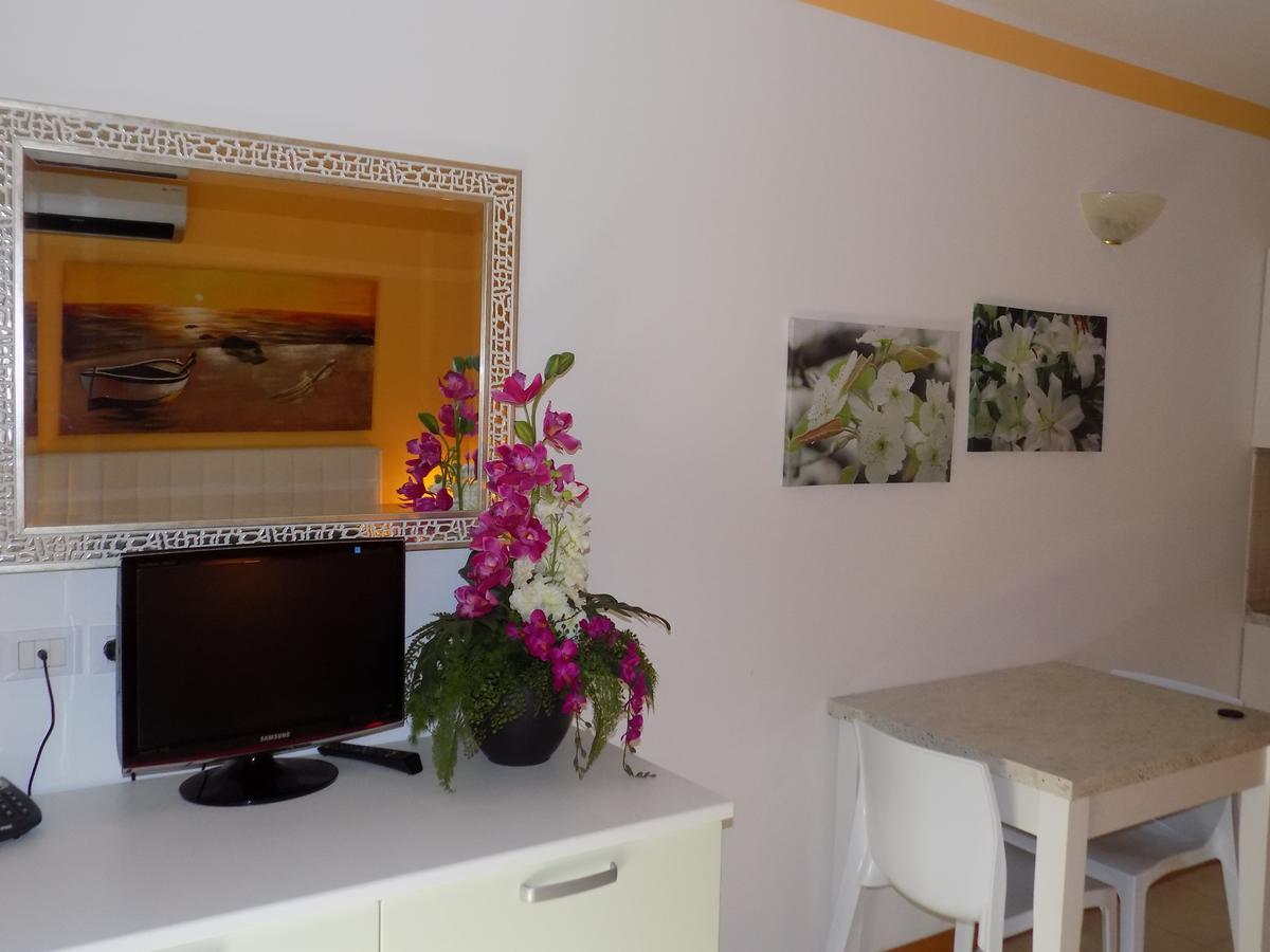 Hotel Residence Sole Fontanafredda Екстер'єр фото