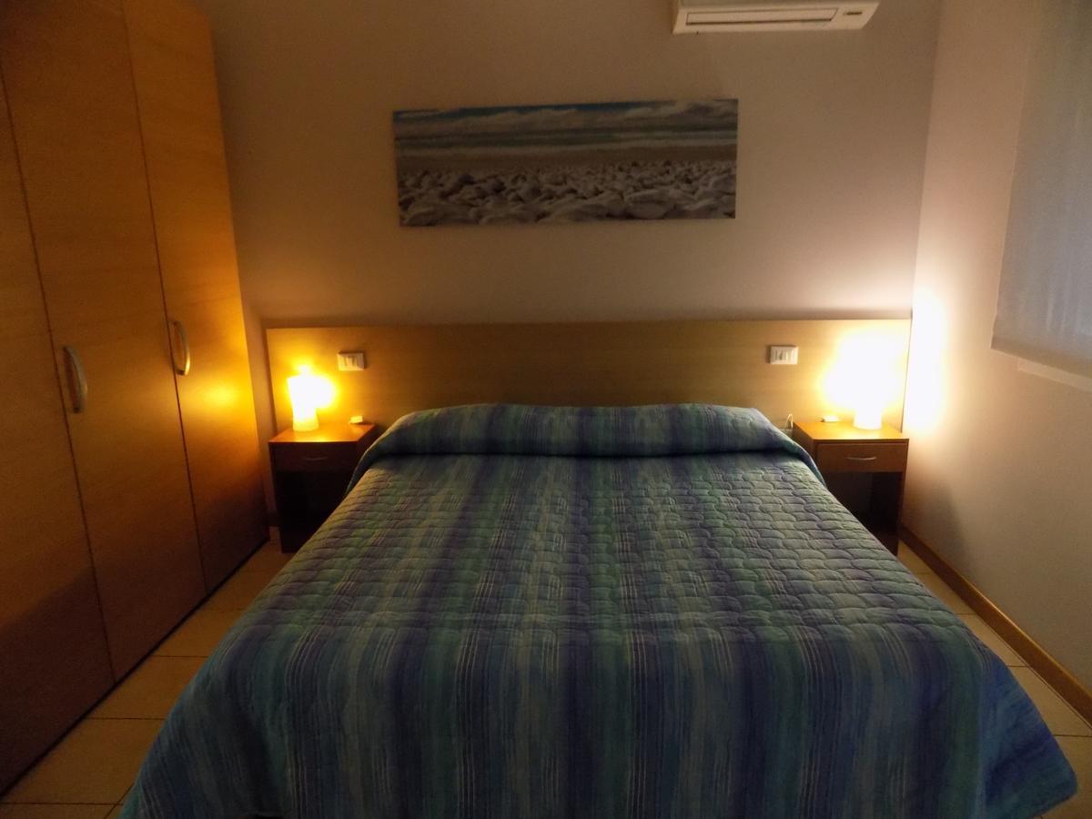 Hotel Residence Sole Fontanafredda Екстер'єр фото