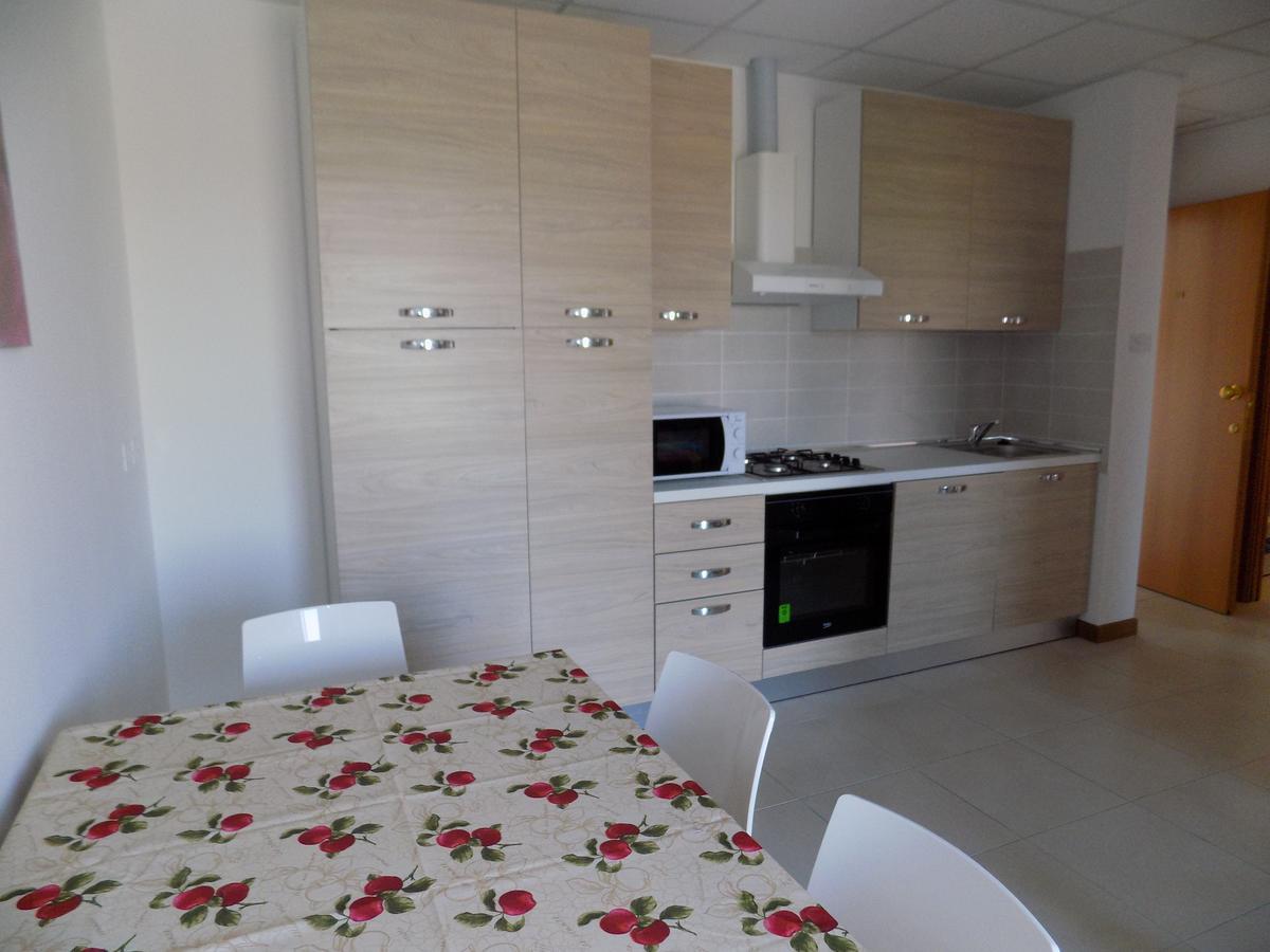 Hotel Residence Sole Fontanafredda Екстер'єр фото