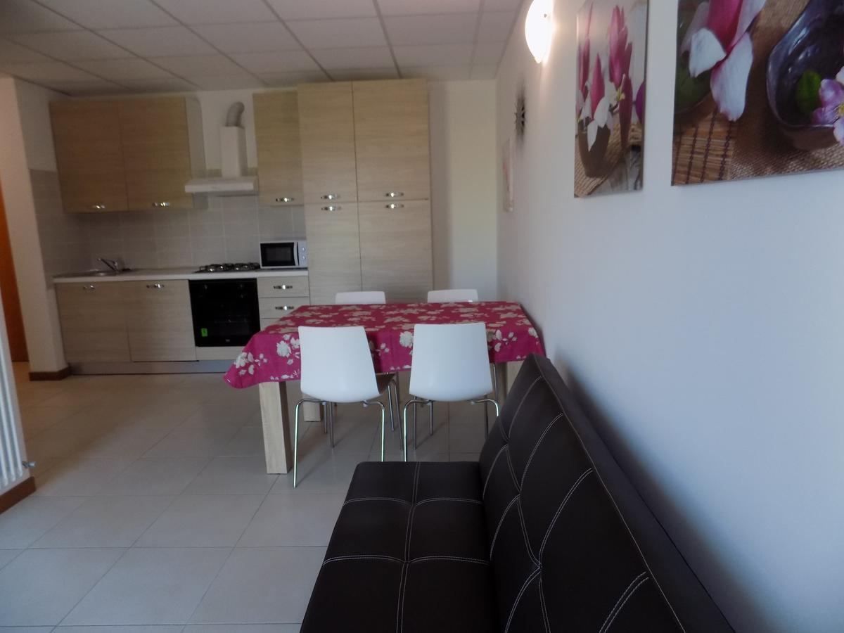 Hotel Residence Sole Fontanafredda Екстер'єр фото